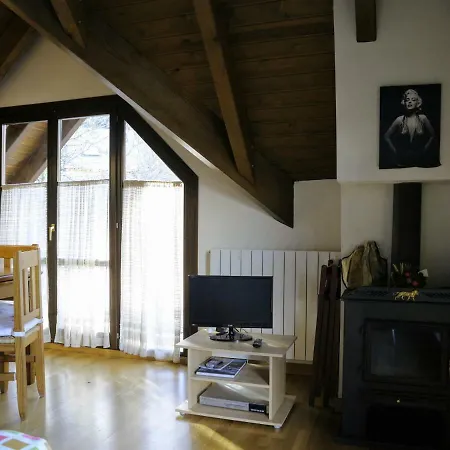 Apartment Berde - Duplex Sesue, Valle De Benasque
